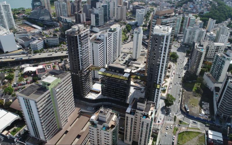 Saiba mais sobre as fachadas com placas cimentícias e traga mais praticidade para sua obra