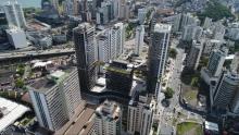 Saiba mais sobre as fachadas com placas cimentícias e traga mais praticidade para sua obra